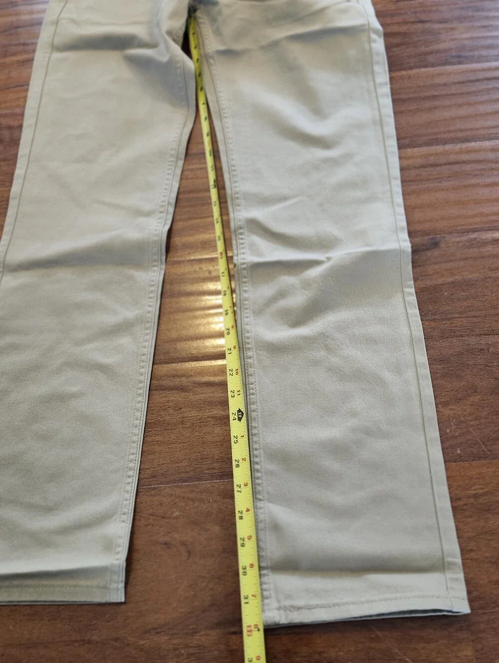 Mens Levi Strauss Khaki Jeans Sraight Fit Size 30 x 34 New/ Never Worn